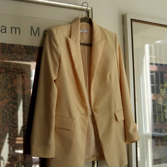 Mango jacket - Picture 1 of 3